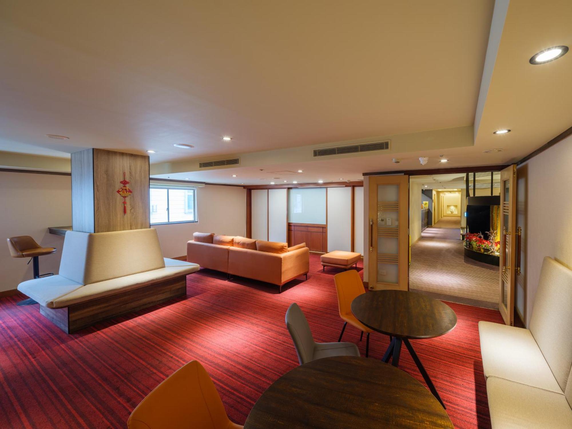 טאיפיי Rich & Free Hotel - Fuzhong 富逸旅趣-板橋府中館 מראה חיצוני תמונה