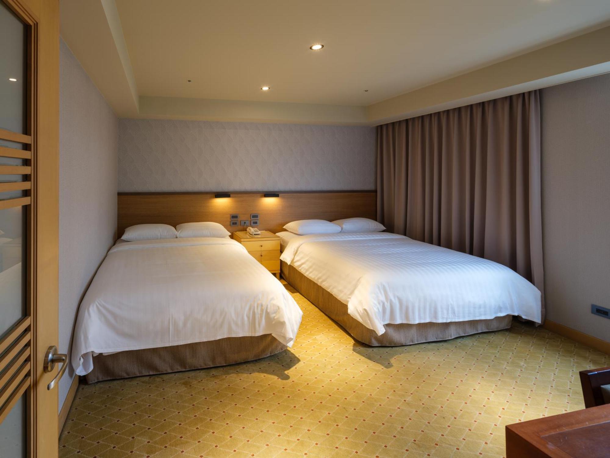 טאיפיי Rich & Free Hotel - Fuzhong 富逸旅趣-板橋府中館 מראה חיצוני תמונה