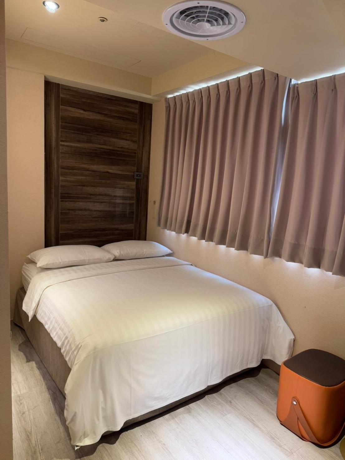 טאיפיי Rich & Free Hotel - Fuzhong 富逸旅趣-板橋府中館 מראה חיצוני תמונה
